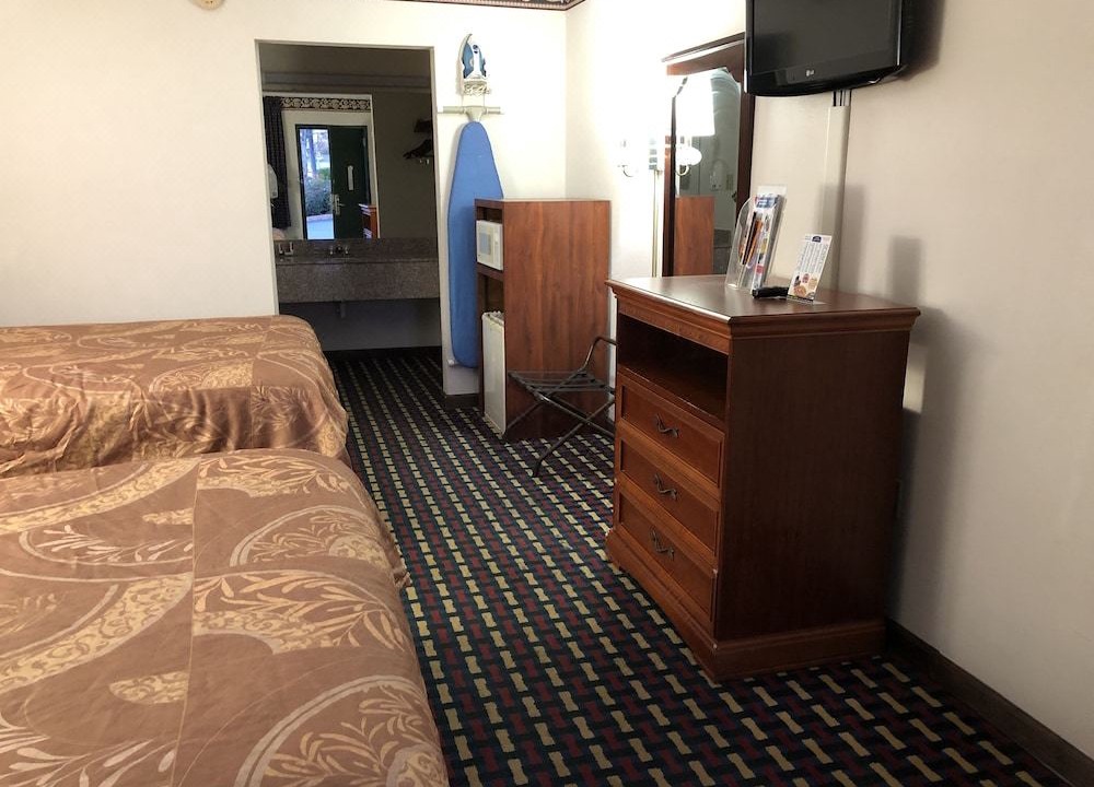 Photo of Others in Perry