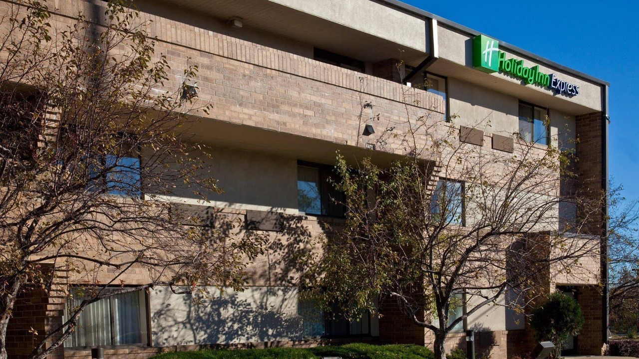 Photo of Buildings in Arlington Heights