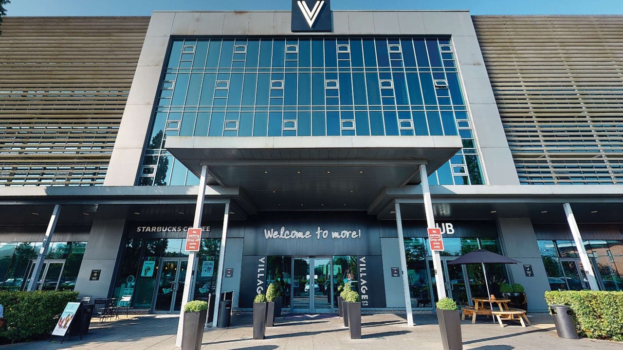 Photo of Buildings in Elstree