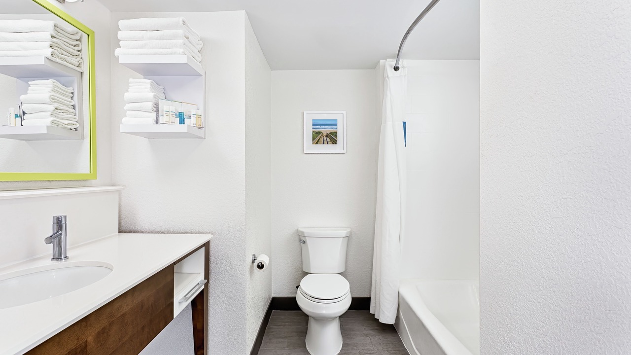 Photo of Bathroom in Fernandina Beach