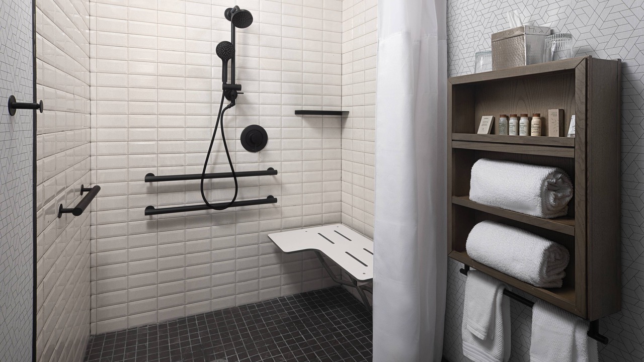 Photo of Bathroom in Plantation