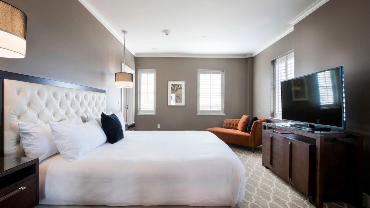 Photo of Bedroom in Midtown