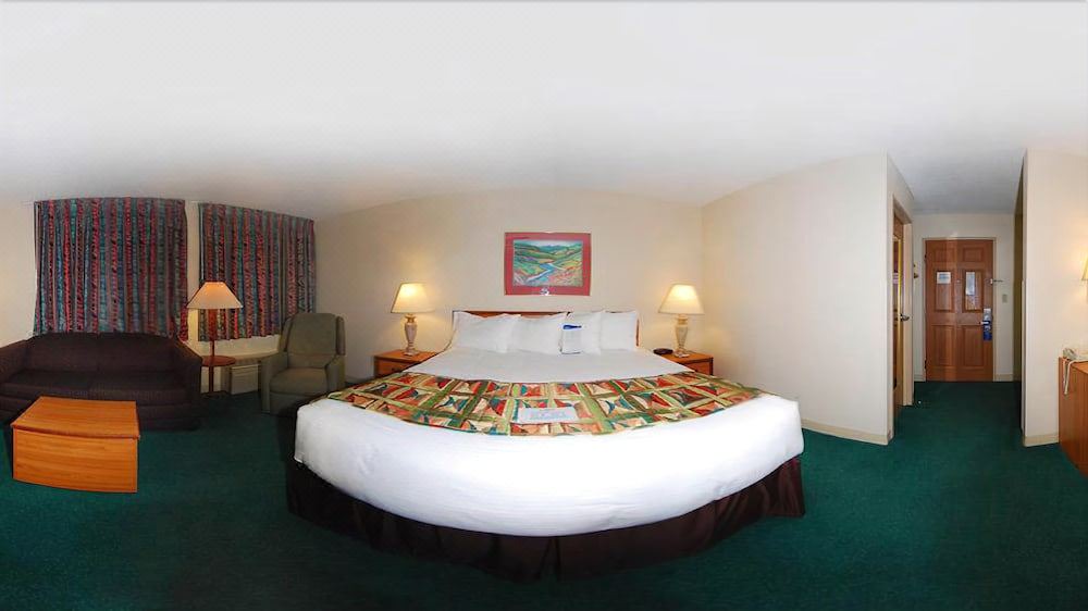 Photo of Bedroom in Sullivan