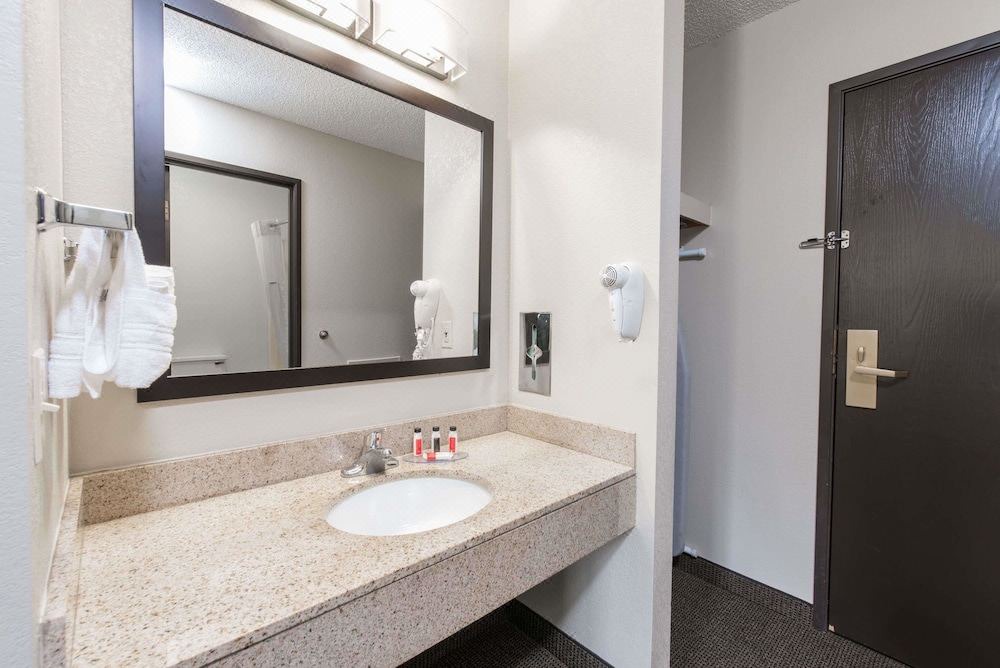 Photo of Bathroom in Pierre