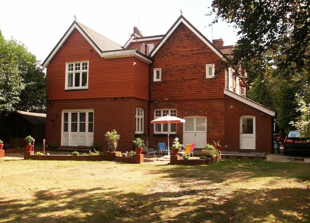 Photo of Buildings in Horley