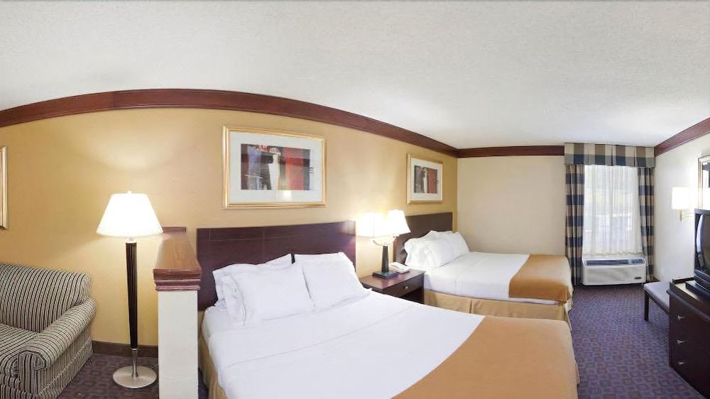 Photo of Bedroom in Tahlequah