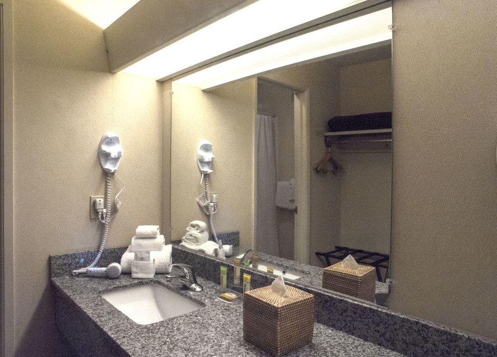 Photo of Others in Lloyd District