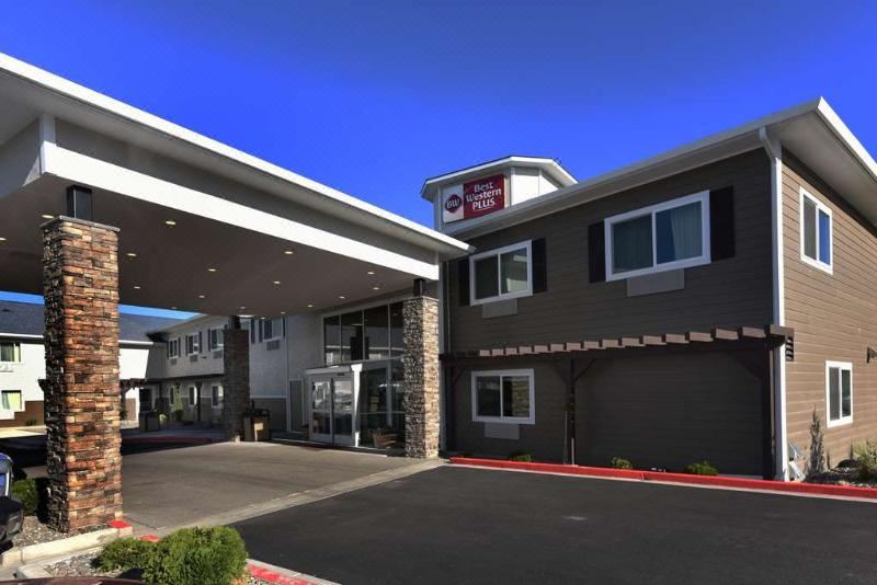 Photo of Buildings in Zillah