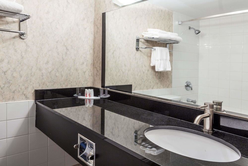 Photo of Bathroom in Timmins