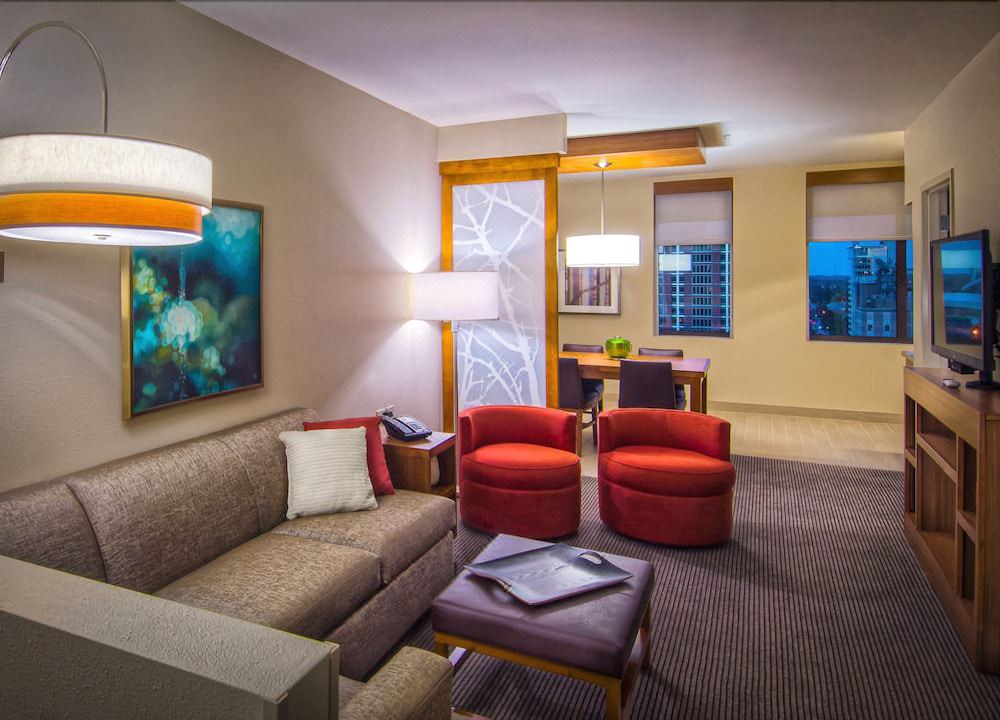 Photo of Livingroom in Second Ward