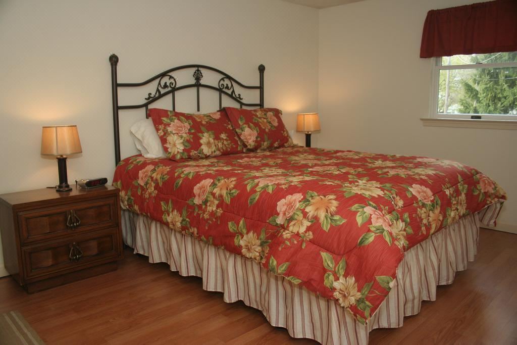 Photo of Bedroom in Red Lion