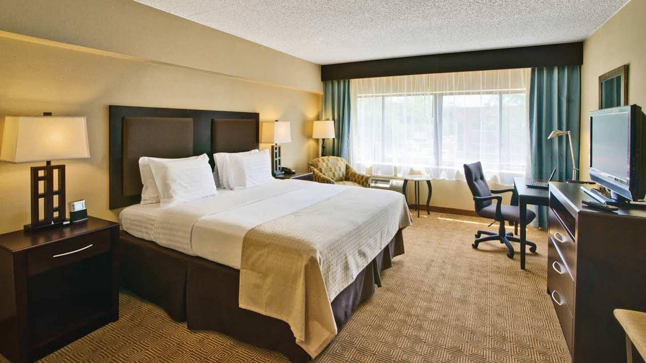 Photo of Bedroom in Tinton Falls