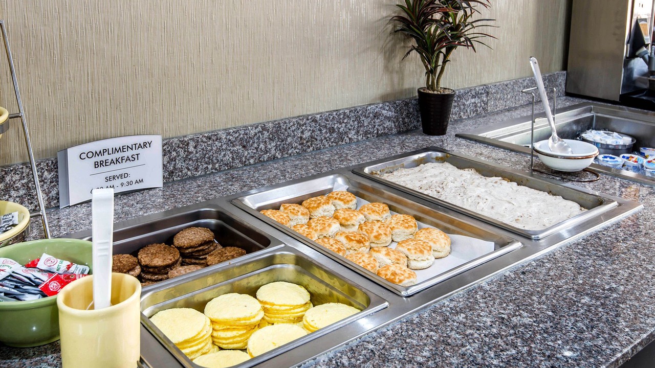 Photo of Livingroom in Blue Springs