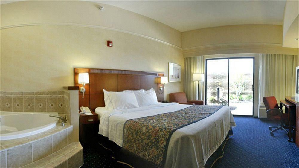 Photo of Bedroom in Columbia