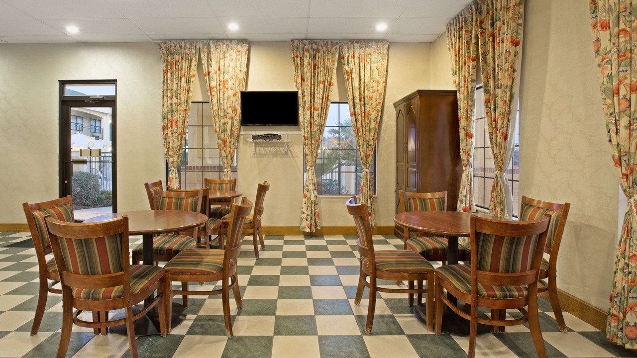 Photo of Livingroom in Hammond