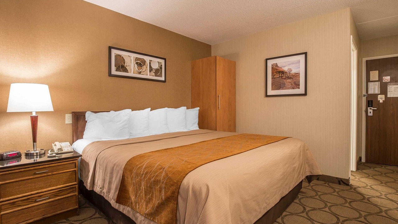 Photo of Bedroom in Pickering