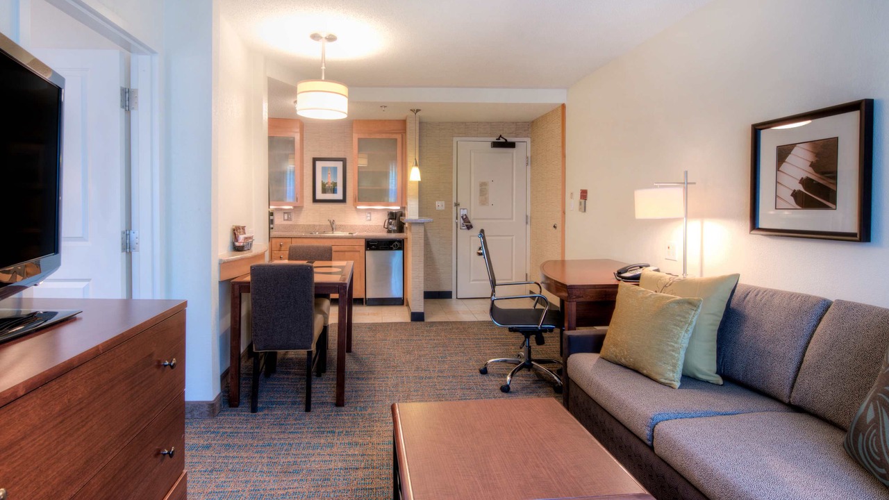 Photo of Livingroom in Chapel Hill