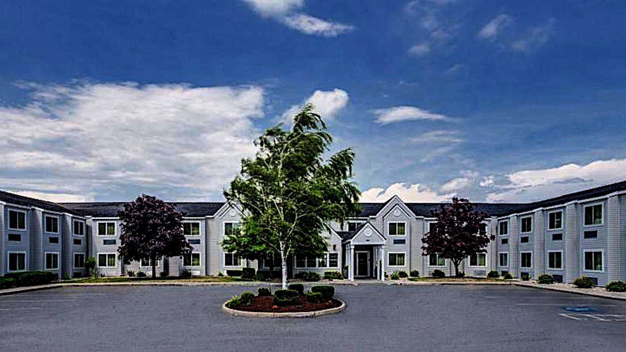 Photo of Buildings in Calcium