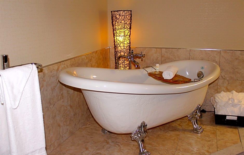 Photo of Bathroom in Mont-Laurier