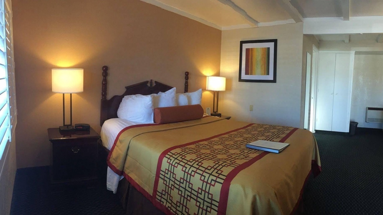 Photo of Bedroom in Ukiah