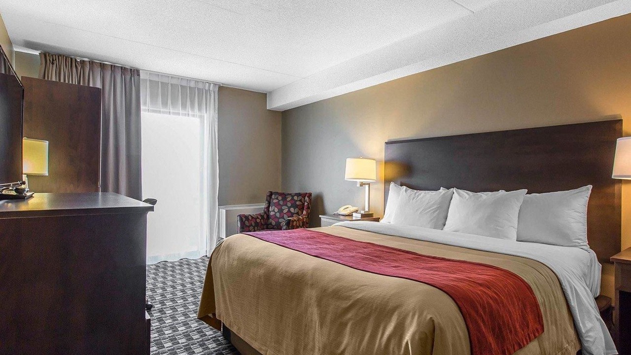 Photo of Bedroom in Midland
