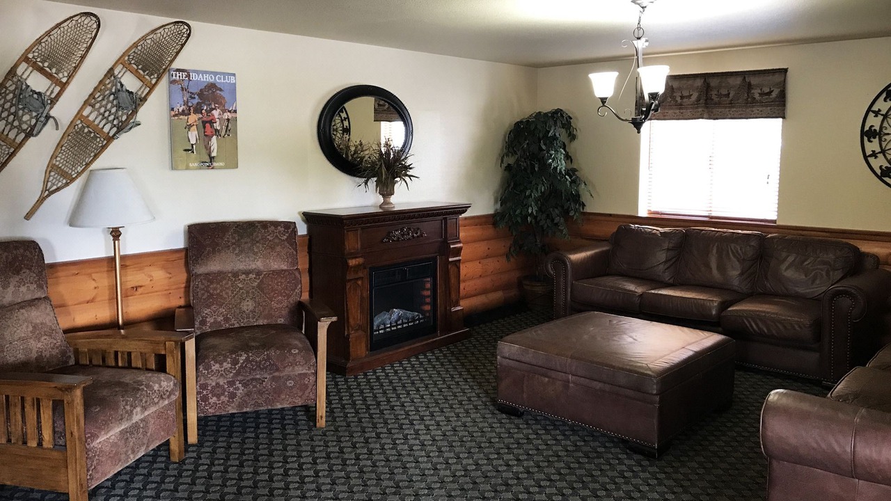 Photo of Livingroom in Ponderay