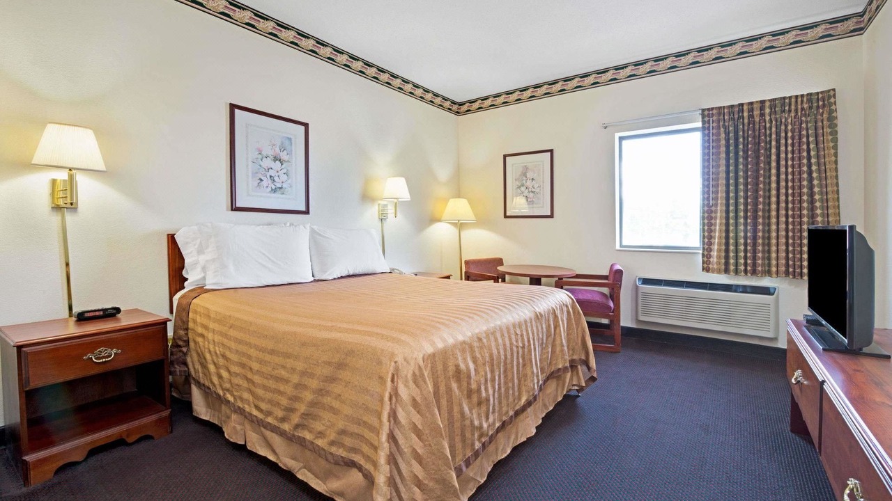 Photo of Bedroom in Airport Township