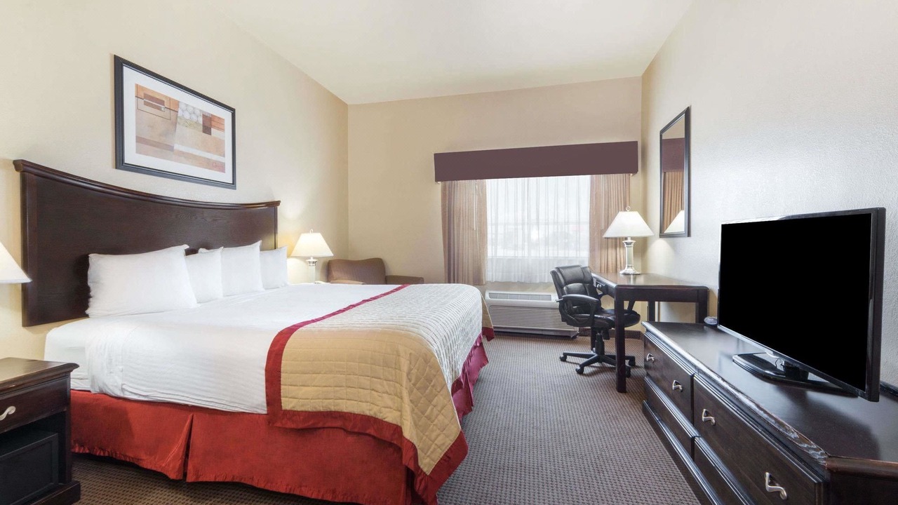 Photo of Bedroom in Perryton