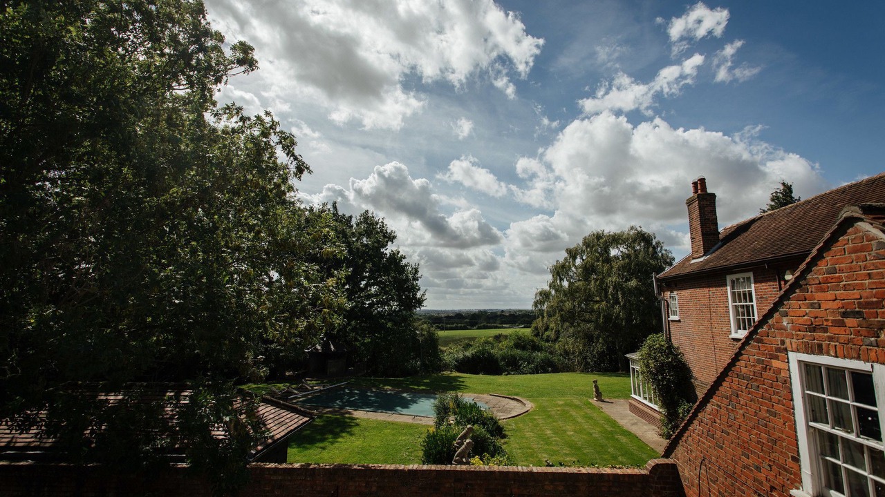 Photo of Buildings in Ramsden Heath