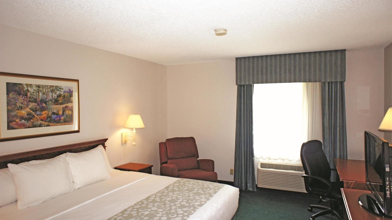 Photo of Bedroom in Dock Junction