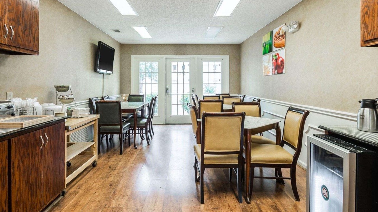 Photo of Others in Bainbridge