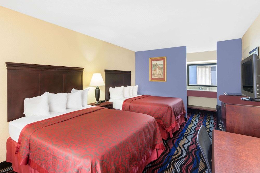 Photo of Bedroom in Uvalde