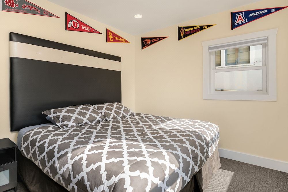 Photo of Bedroom in Madrona