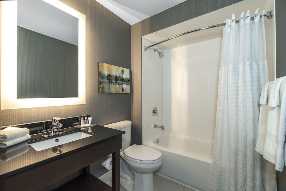 Photo of Bathroom in Simcoe
