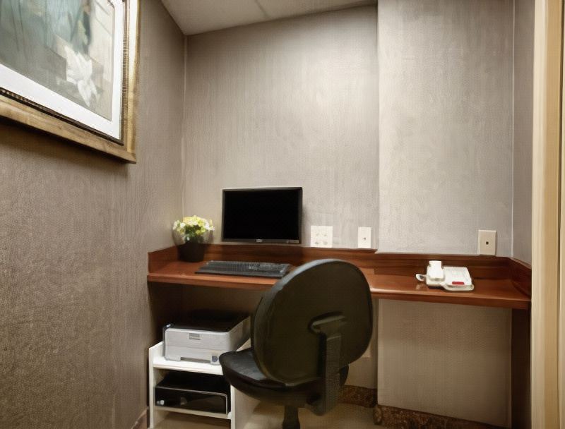 Photo of Livingroom in Co-op City