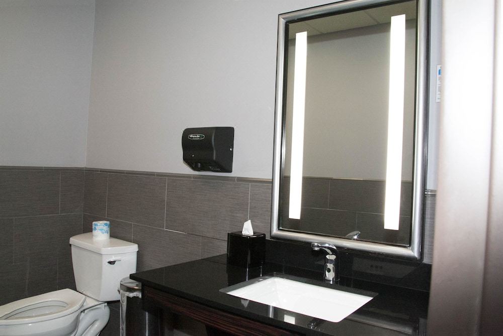 Photo of Bathroom in Olathe