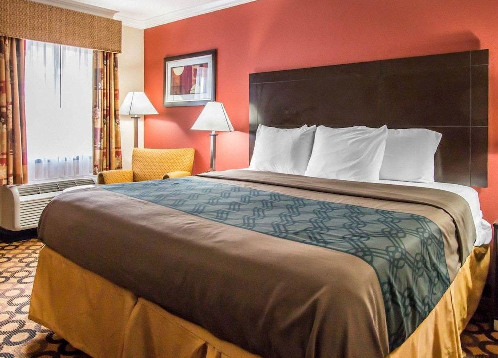 Photo of Bedroom in Richmond Hill