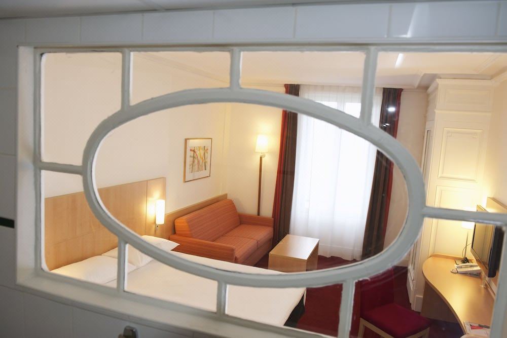 Photo of Others in 2nd Arrondissement