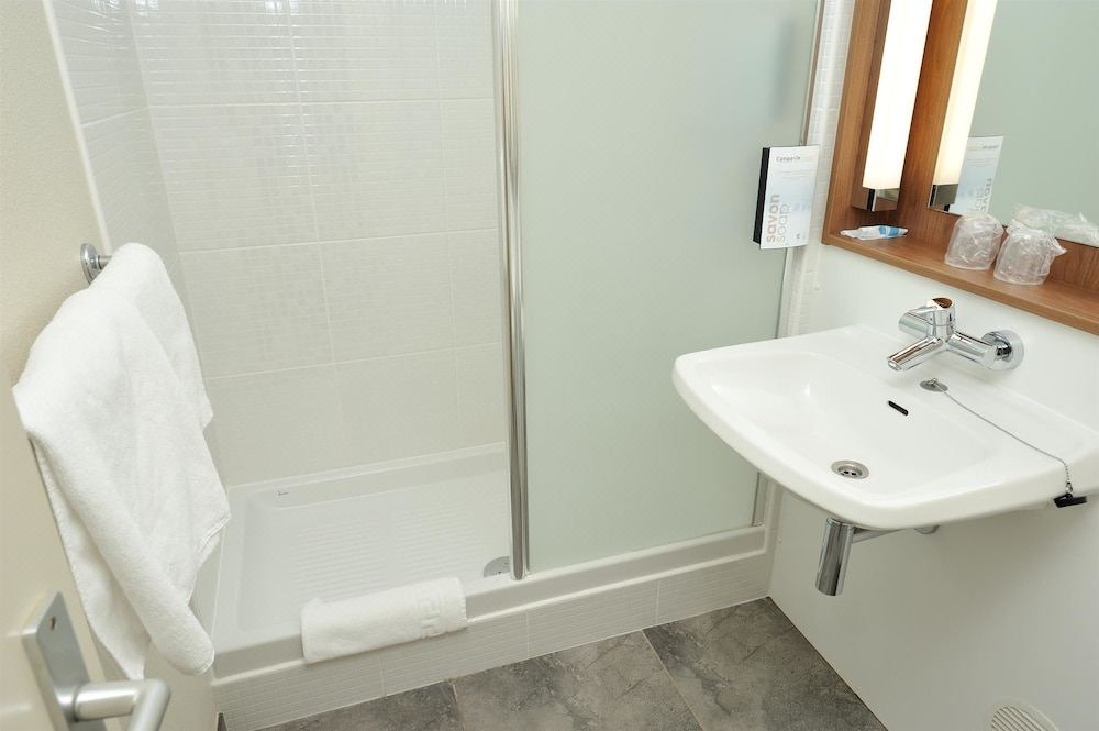 Photo of Bathroom in Lanester