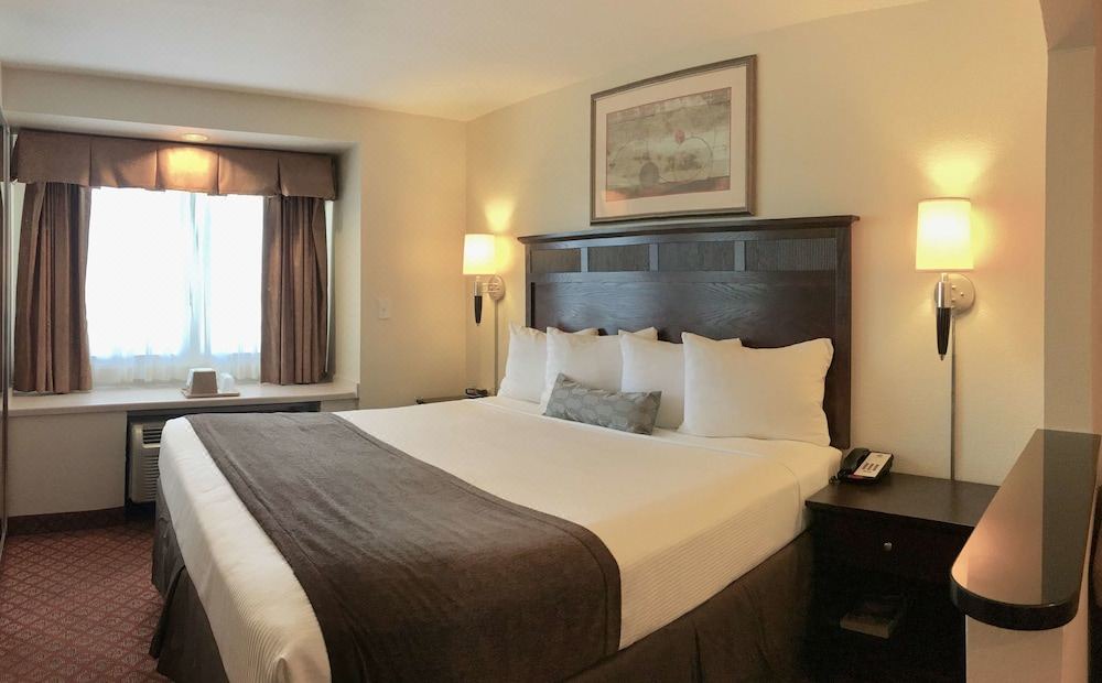 Photo of Bedroom in Roanoke