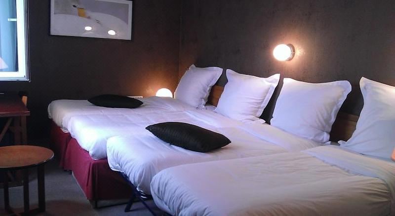 Photo of Bedroom in Rouen City Centre