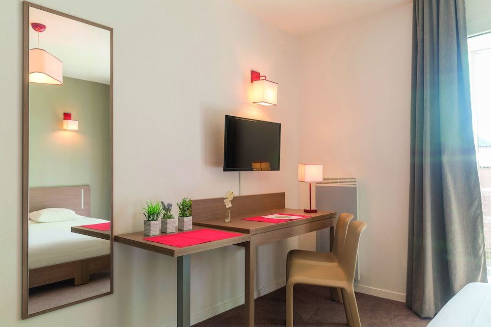 Photo of Livingroom in Cherbourg-en-Cotentin