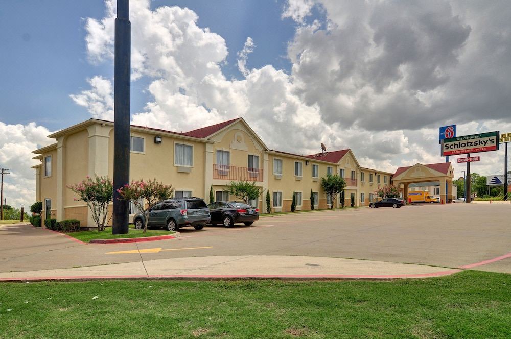 Photo of Buildings in Terrell