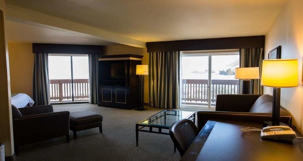 Photo of Livingroom in Rockaway Beach