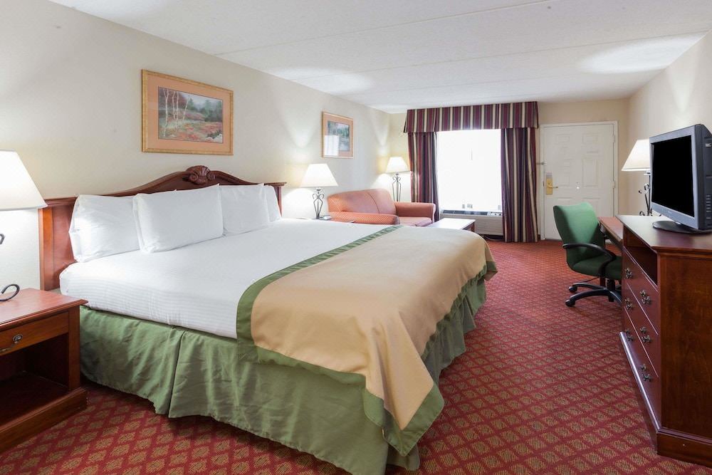 Photo of Bedroom in Covington