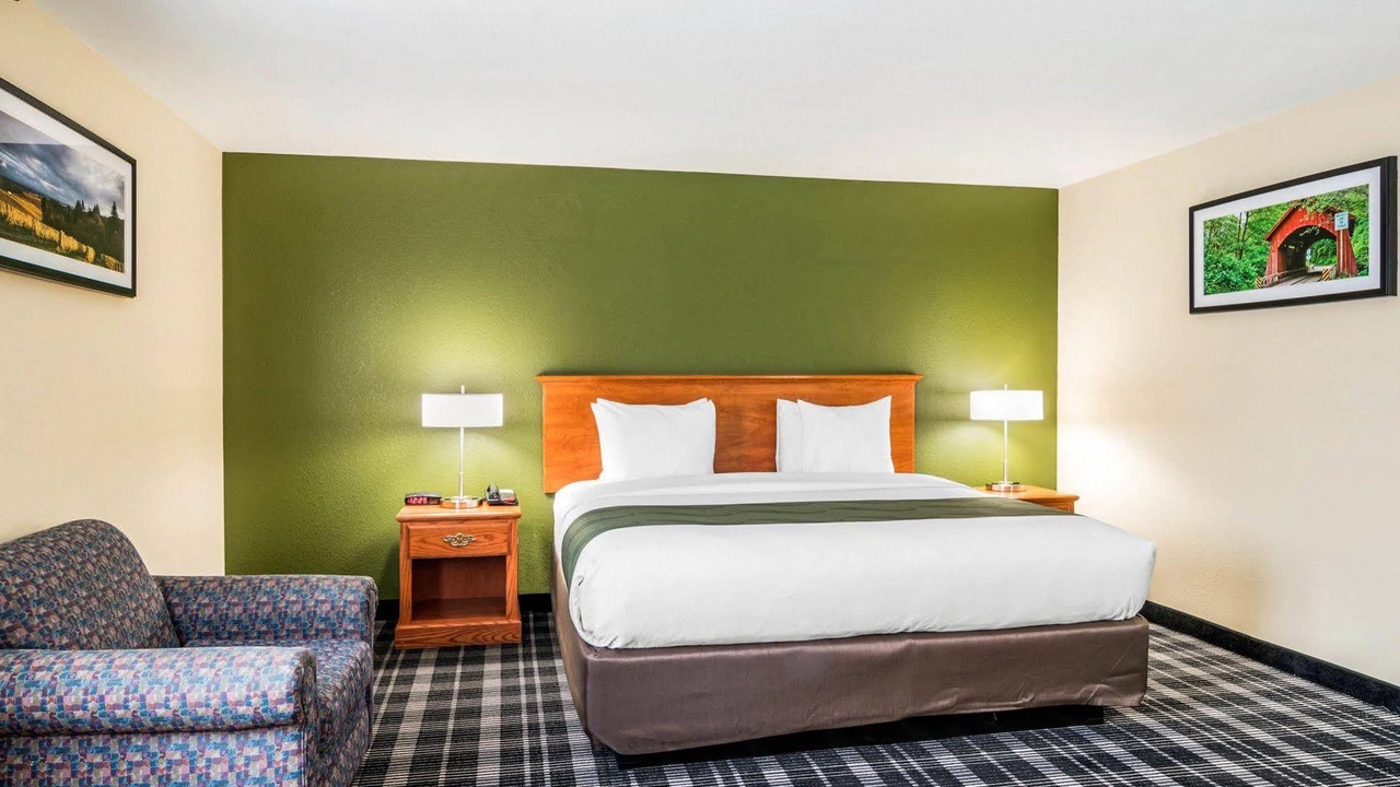 Photo of Bedroom in Albany