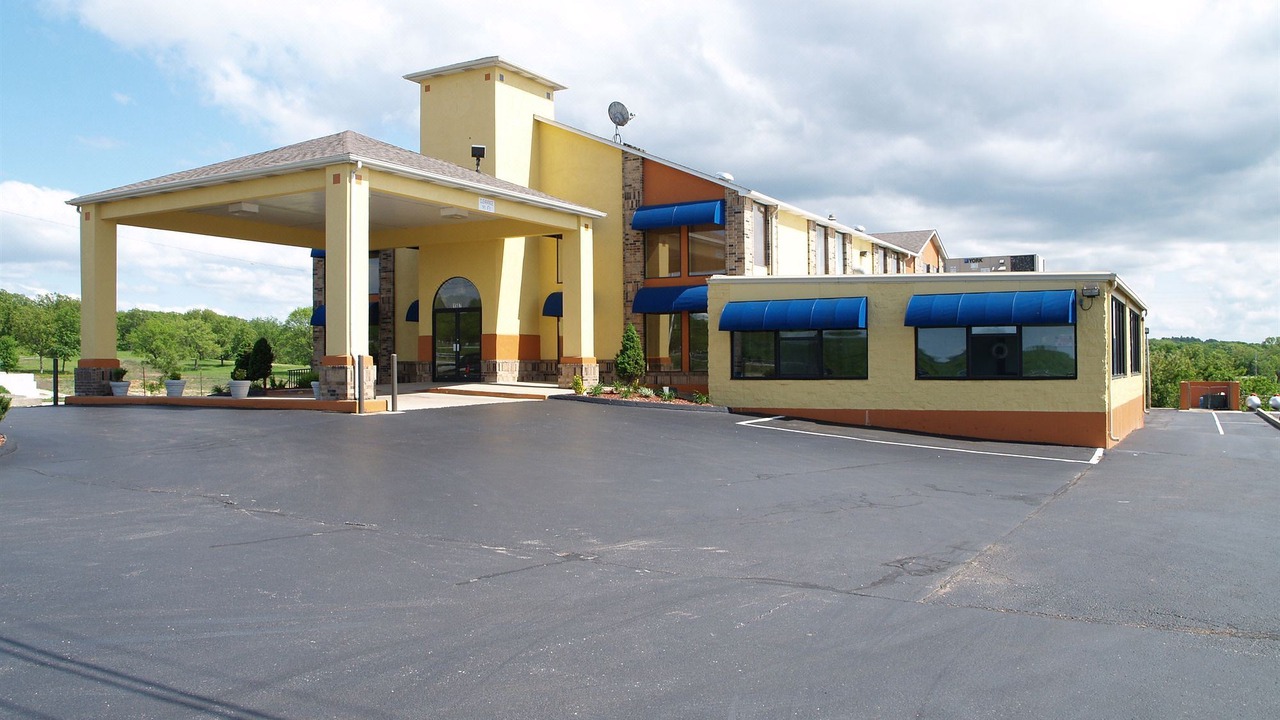 Photo of Buildings in Rolla