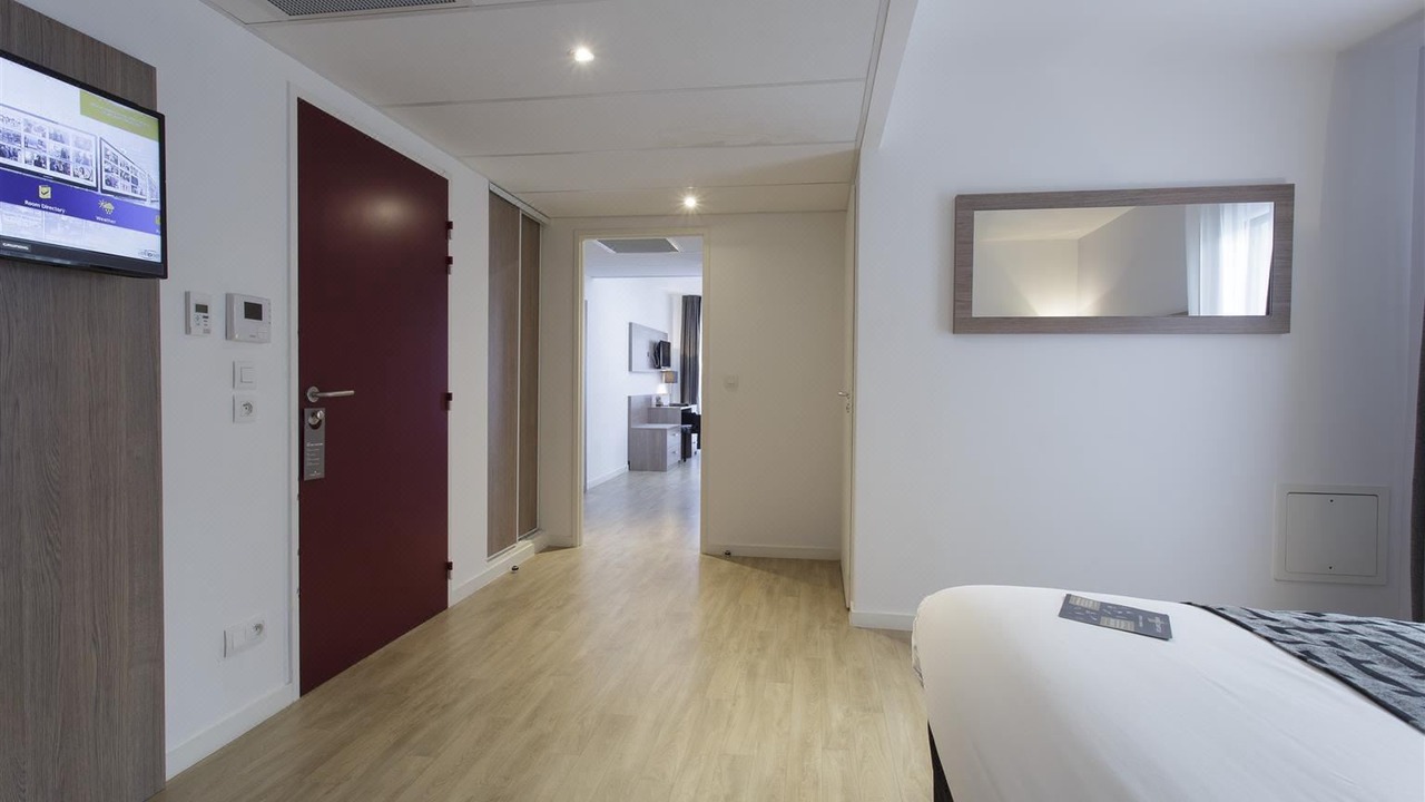 Photo of Others in Palaiseau