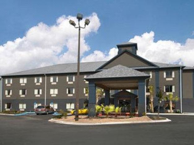 Photo of Buildings in Jesup
