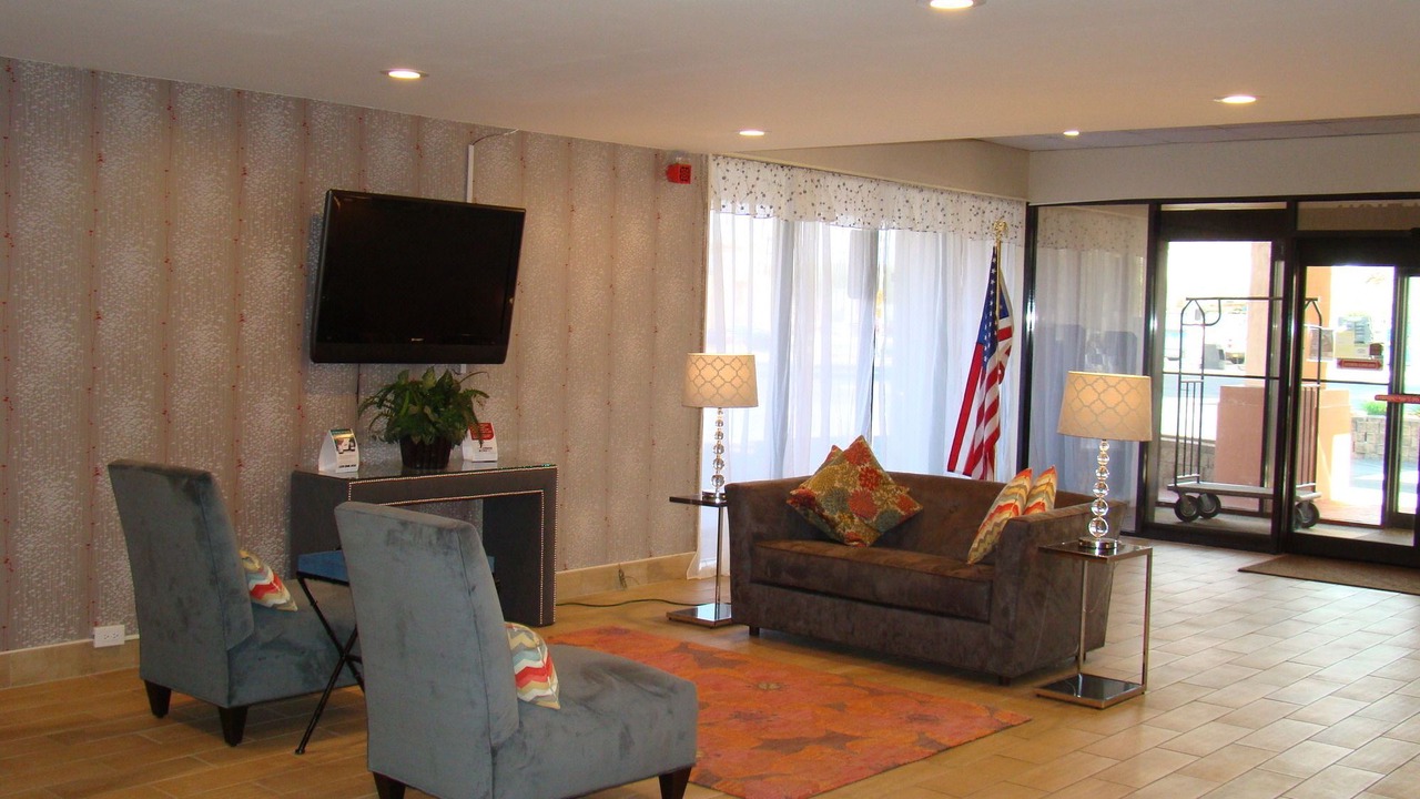 Photo of Livingroom in West Springfield